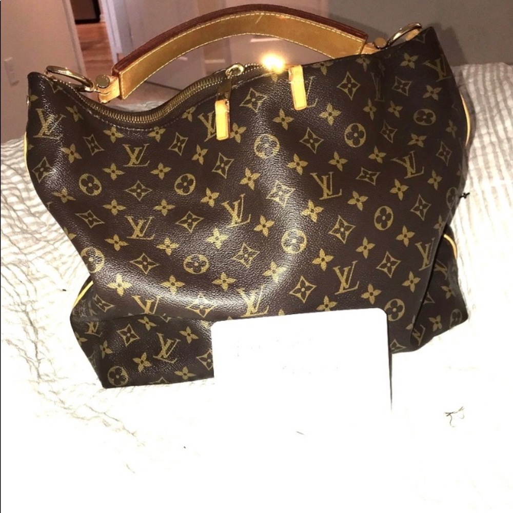 Sold**** Louis Vuitton Sully MM